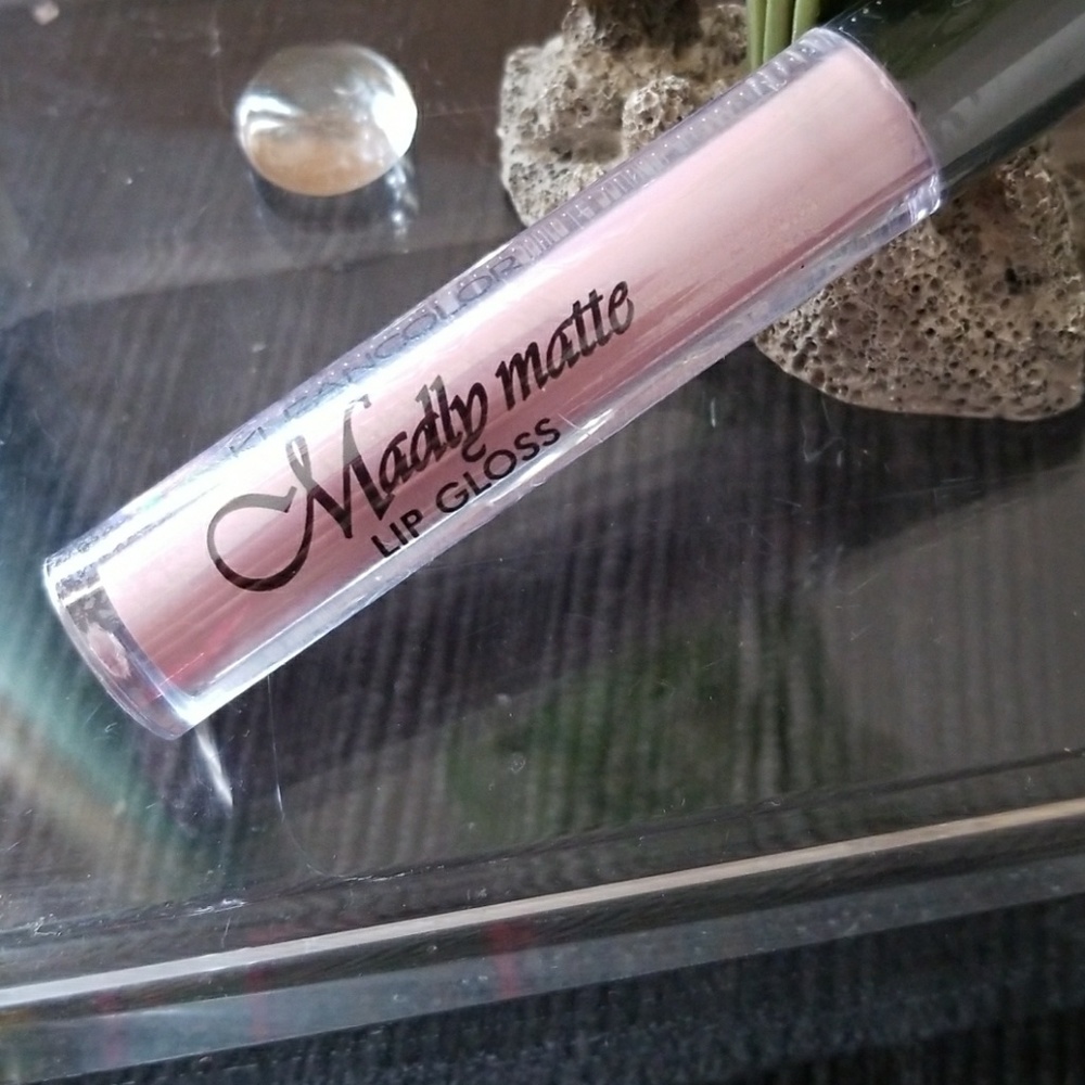 MADLY MATTE LIP GLOSS/#1602/NIP